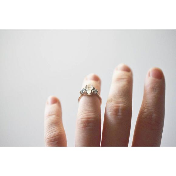 alternative raw diamond engagement ring raw crystal size 4 5 6 7 8 8 9 10 11 12 - Picture 5 of 7